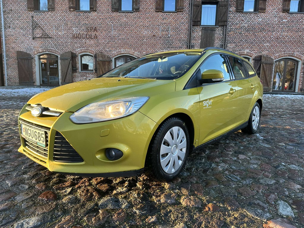 Ford Focus car rental